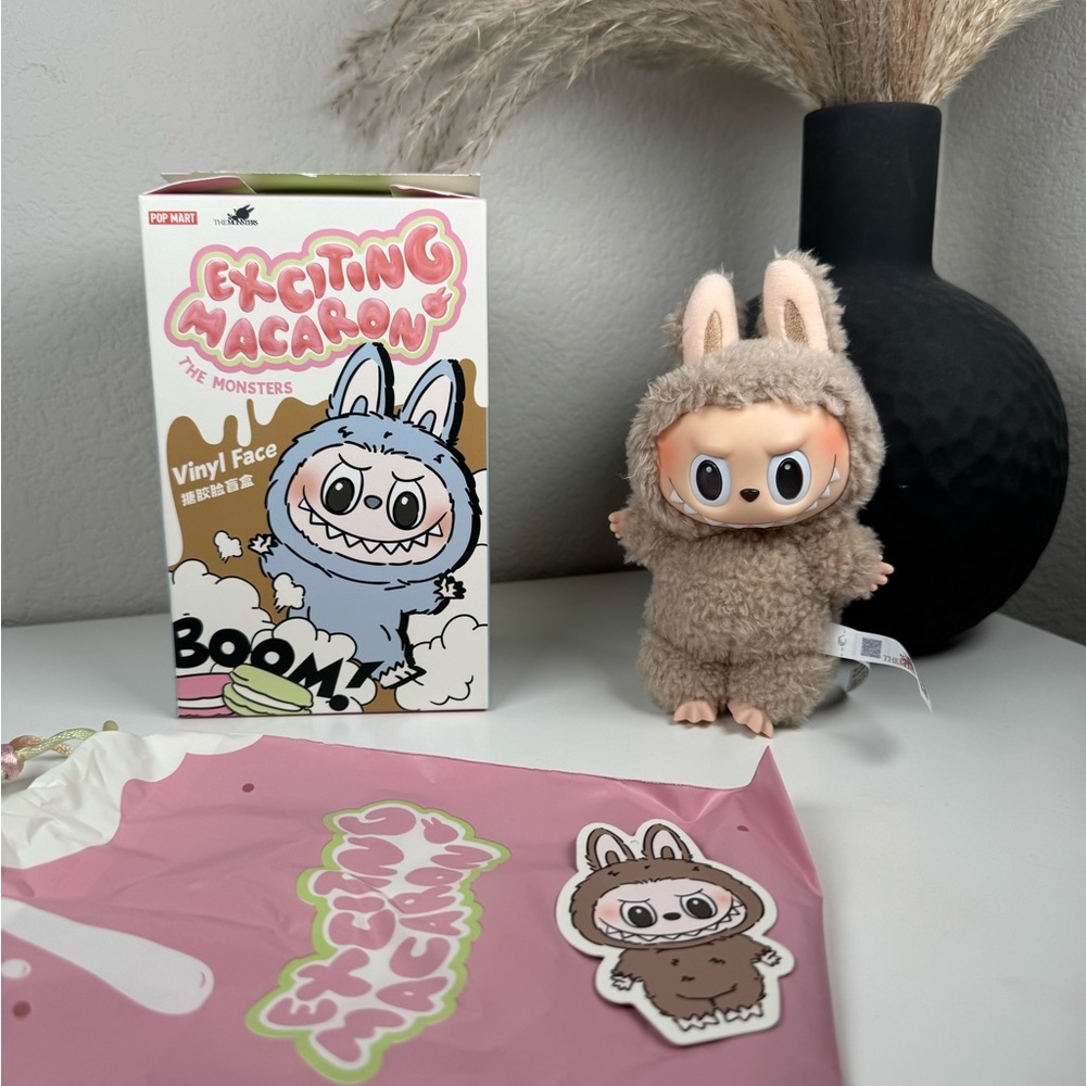 AUTHENTIC Pop Mart Labubu Toffee Exciting Macaron Collection